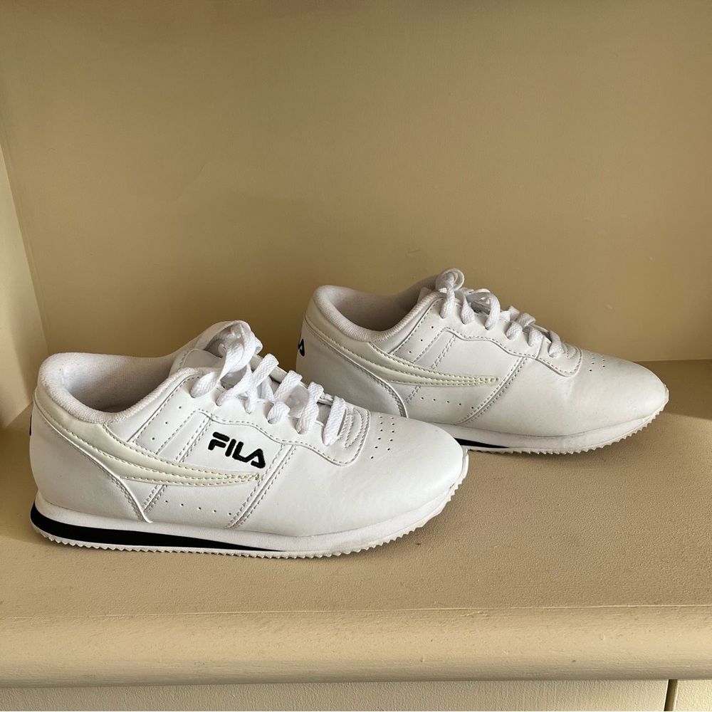 White Fila Trainer Tennis Shoes